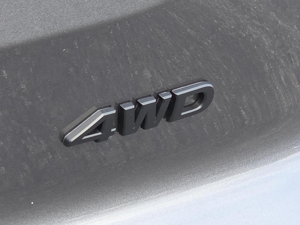 new 2025 Nissan Pathfinder car, priced at $38,187