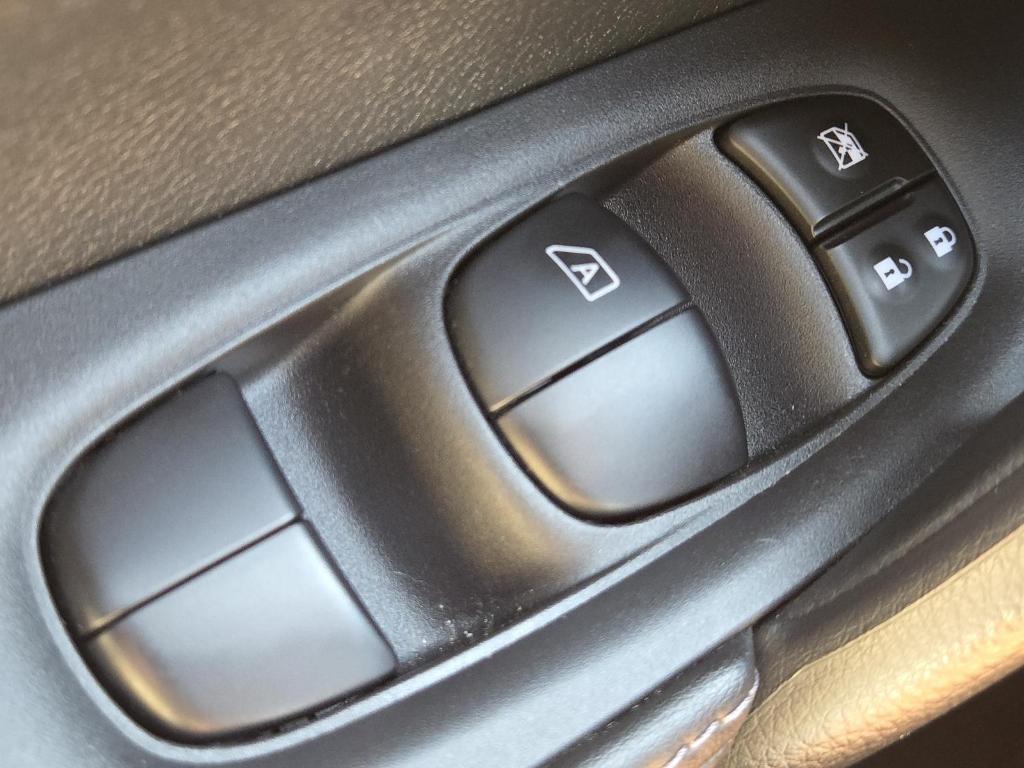 used 2022 Nissan Rogue Sport car, priced at $19,600