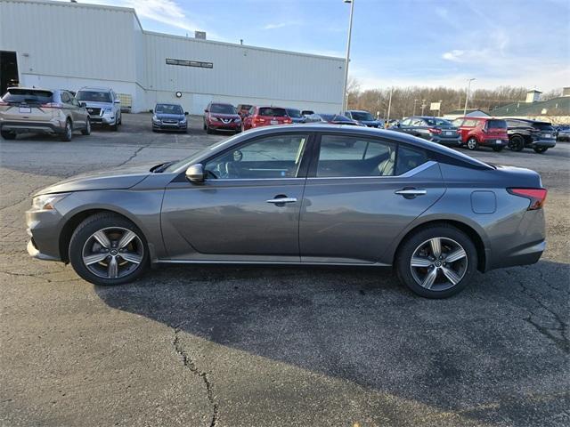 used 2019 Nissan Altima car, priced at $18,900