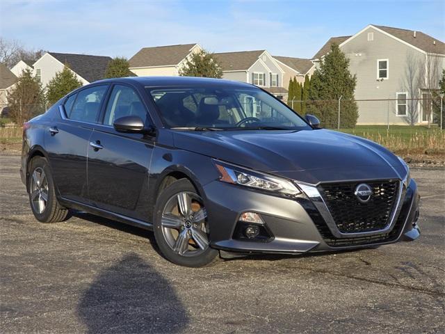 used 2019 Nissan Altima car, priced at $18,900