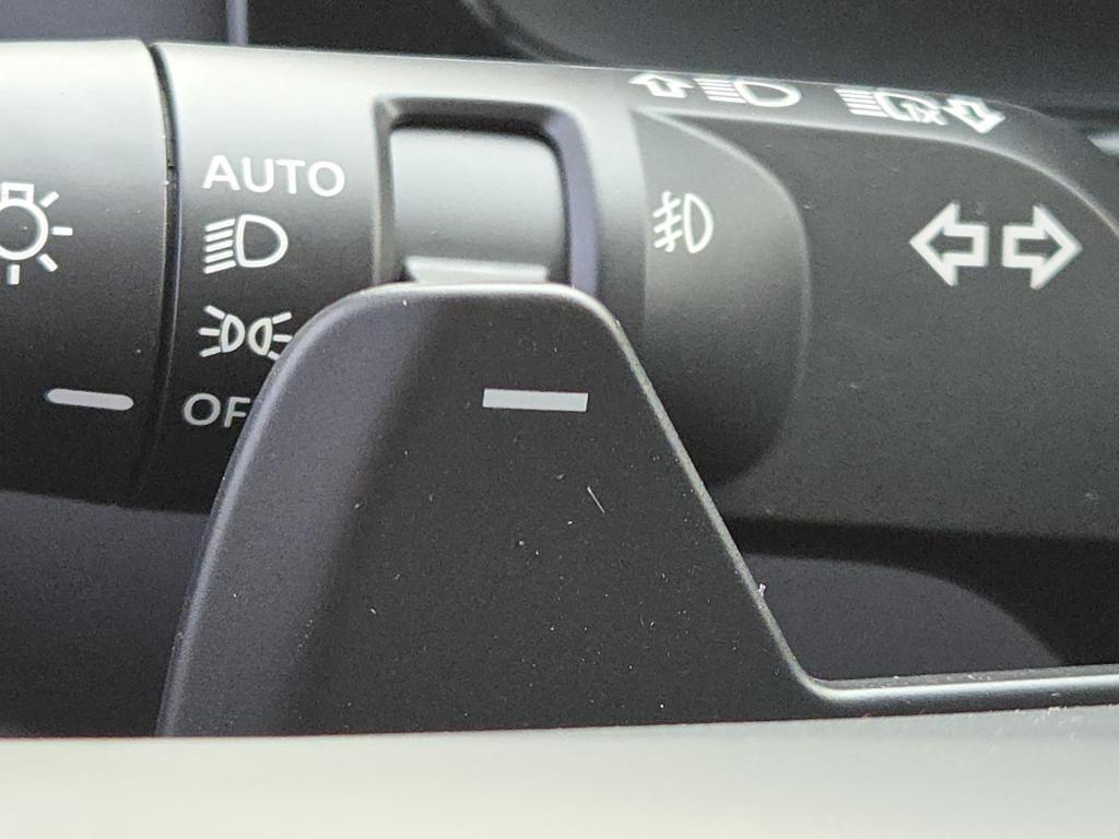 new 2025 Nissan Pathfinder car, priced at $38,178