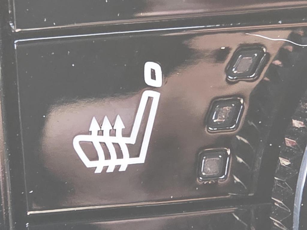 new 2025 Nissan Pathfinder car, priced at $38,178