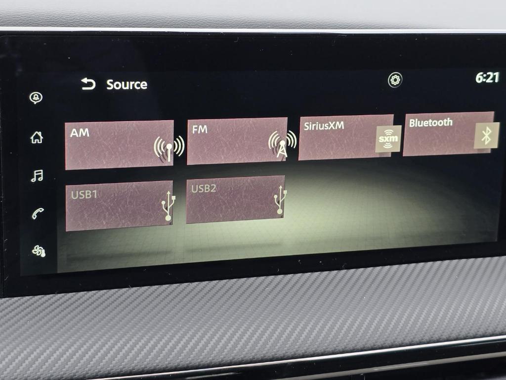 new 2025 Nissan Kicks car, priced at $31,628