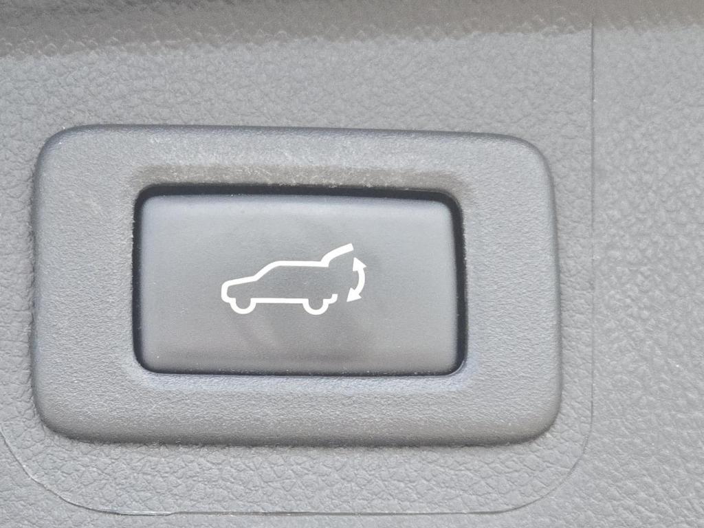 used 2018 Subaru Outback car, priced at $18,400