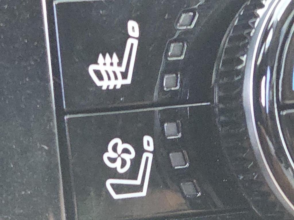 used 2022 Nissan Pathfinder car, priced at $36,500