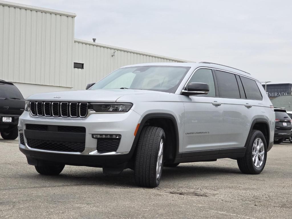 used 2022 Jeep Grand Cherokee L car, priced at $23,900
