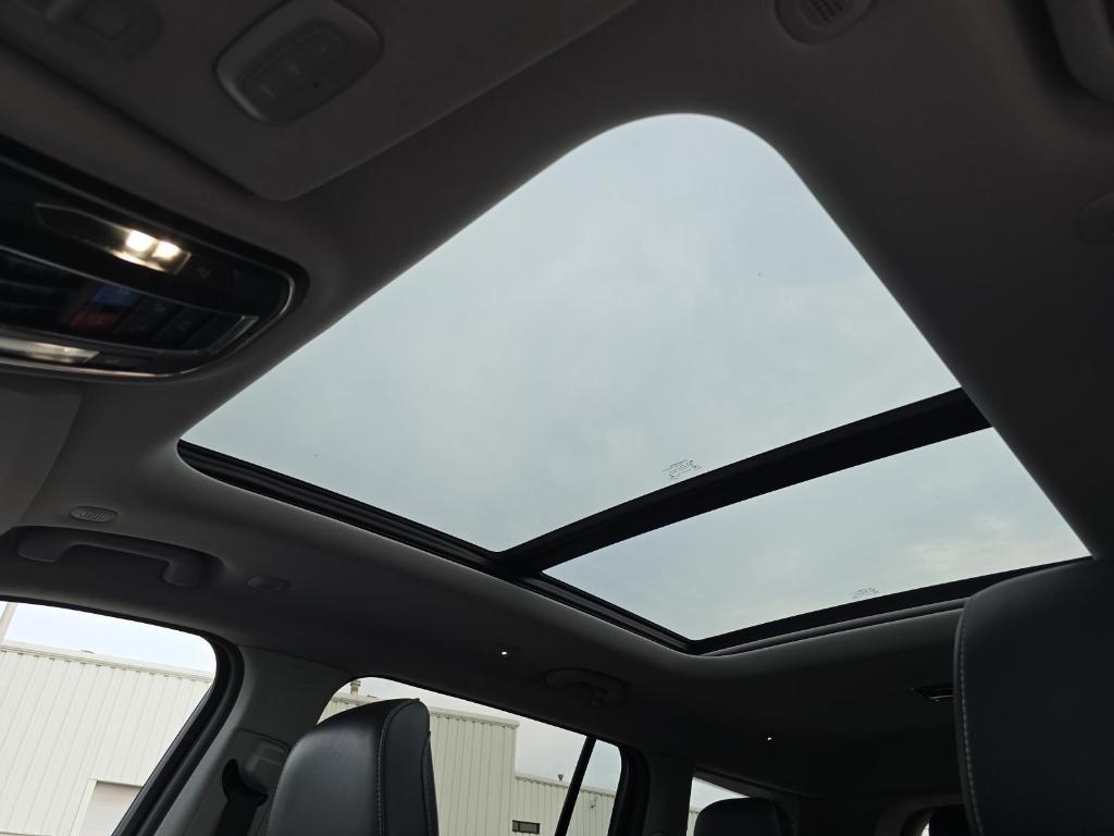 used 2022 Jeep Grand Cherokee L car, priced at $23,900