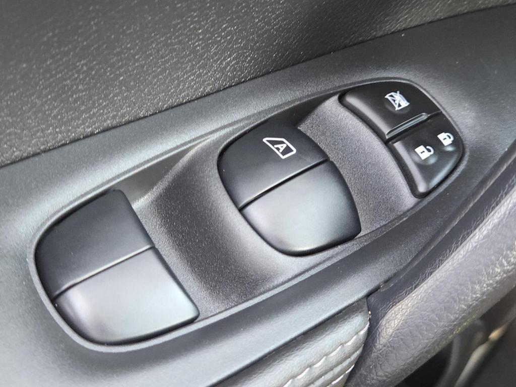 used 2022 Nissan Rogue Sport car, priced at $24,700