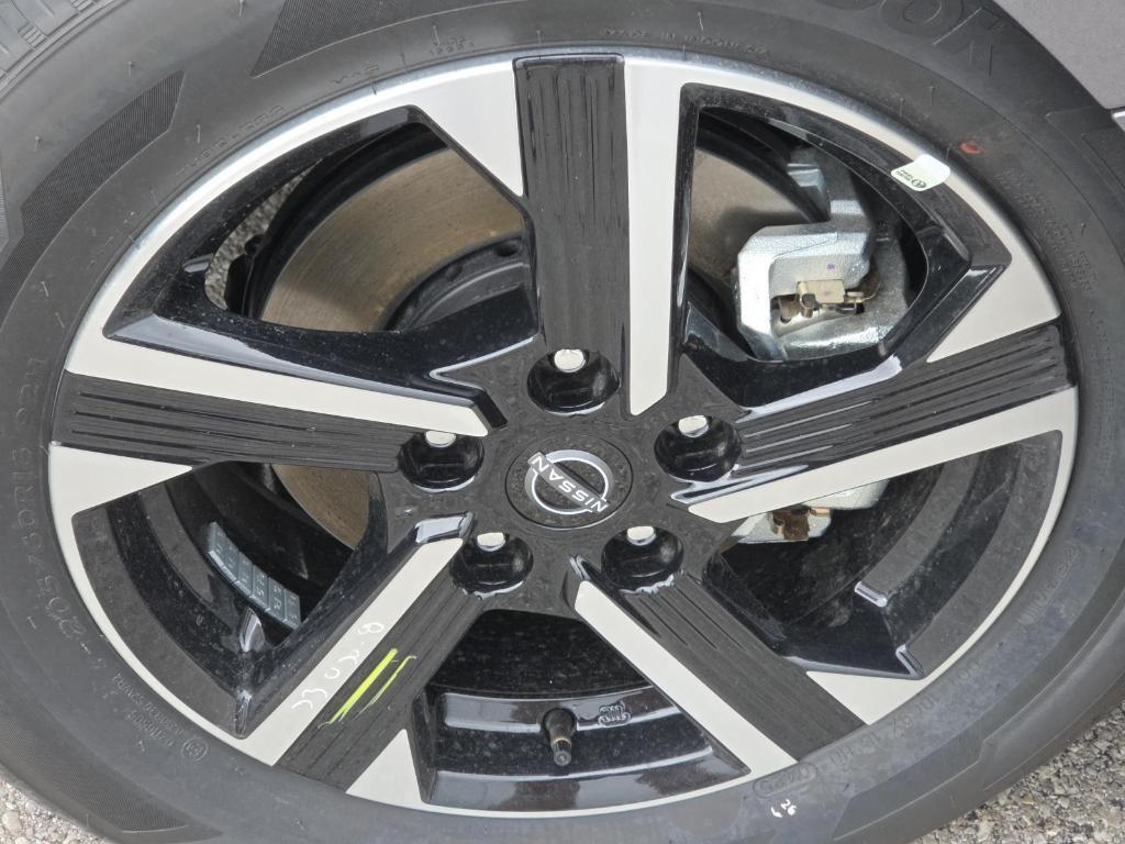 new 2025 Nissan Sentra car, priced at $22,945