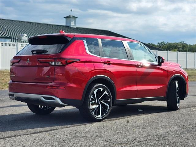 used 2023 Mitsubishi Outlander car, priced at $23,500