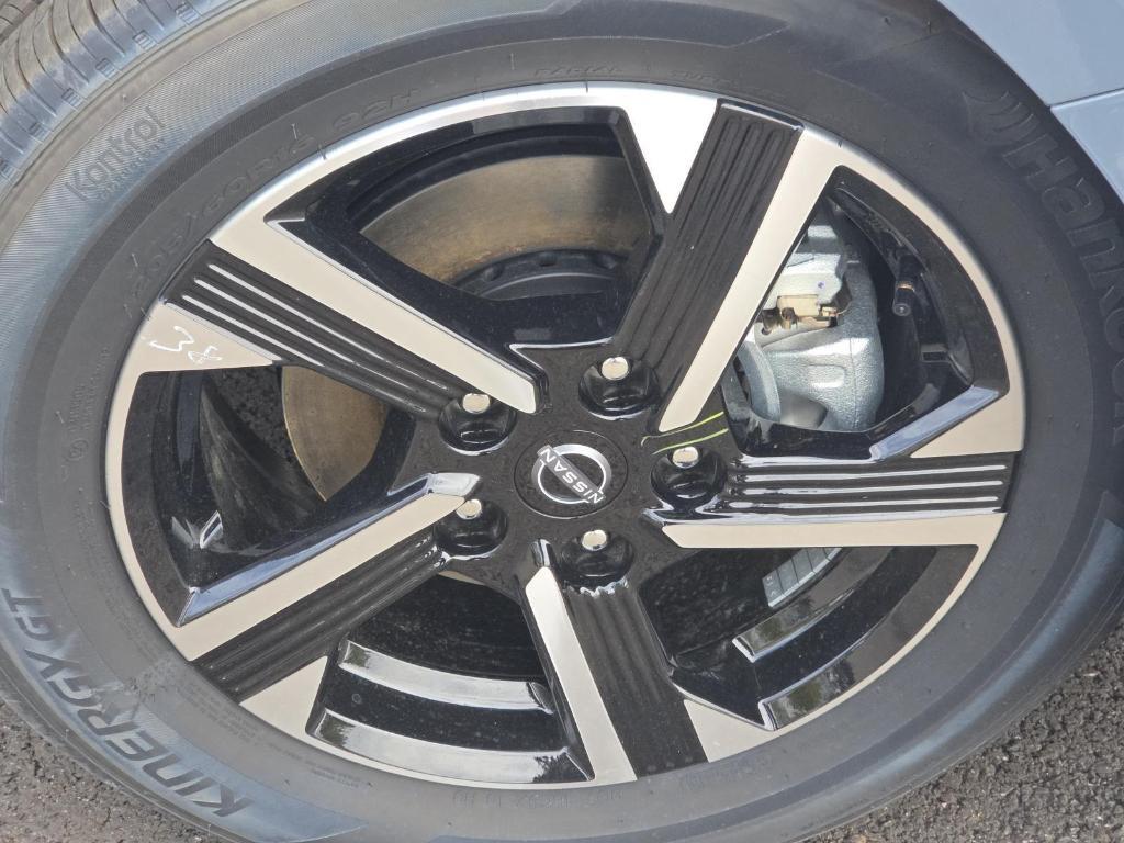 new 2025 Nissan Sentra car, priced at $23,318