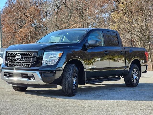 new 2024 Nissan Titan car, priced at $48,081