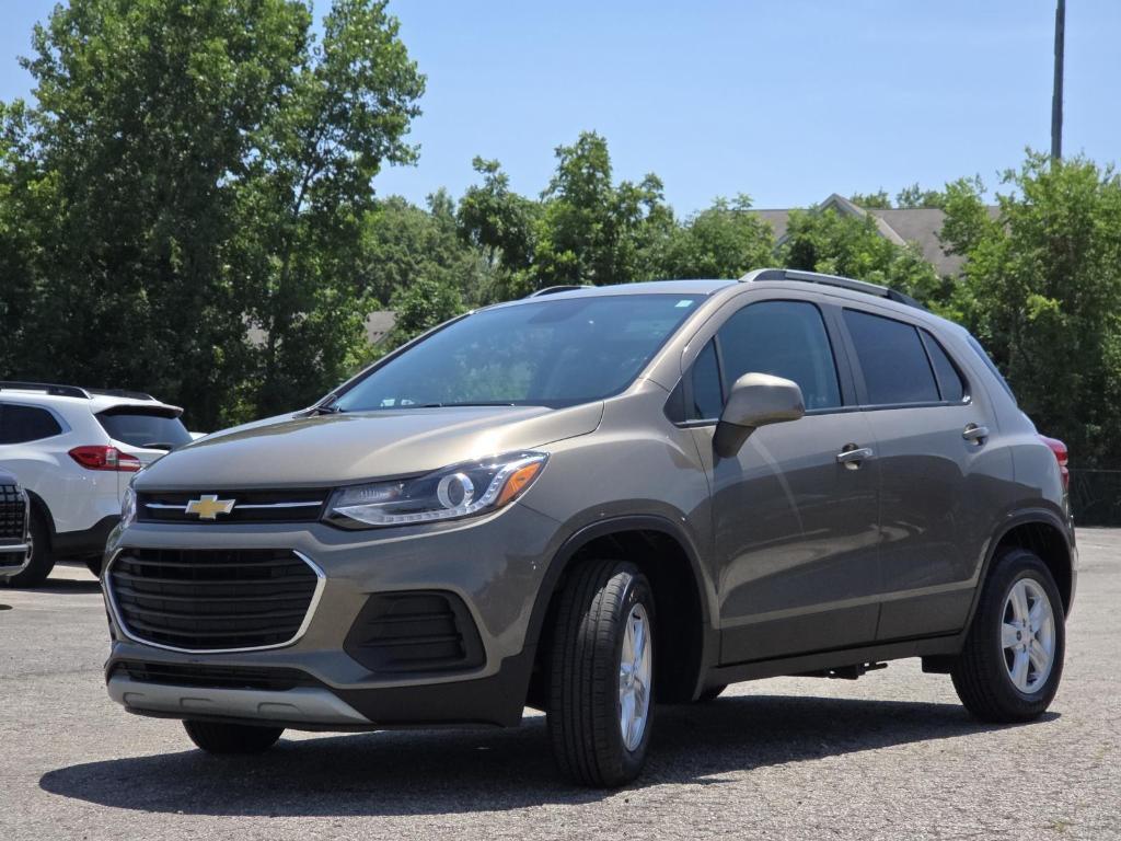 used 2022 Chevrolet Trax car, priced at $18,900