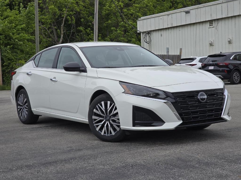new 2025 Nissan Altima car, priced at $27,272