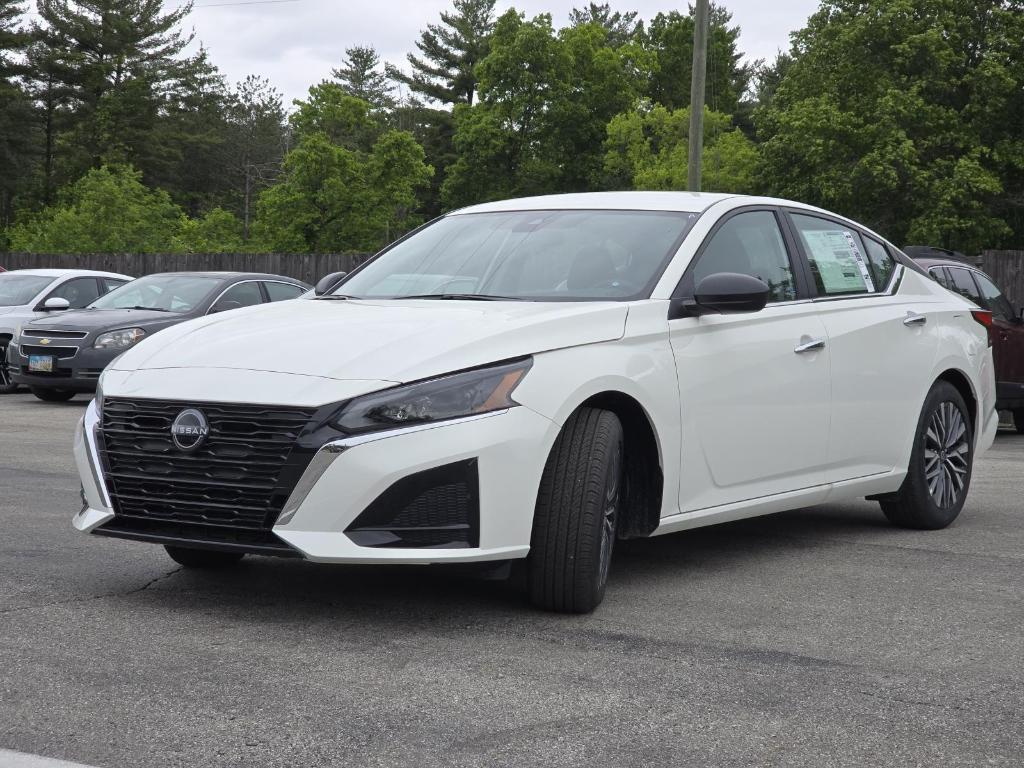 new 2025 Nissan Altima car, priced at $27,272