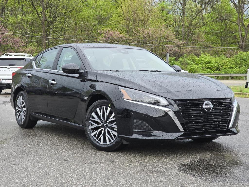 new 2025 Nissan Altima car, priced at $27,592