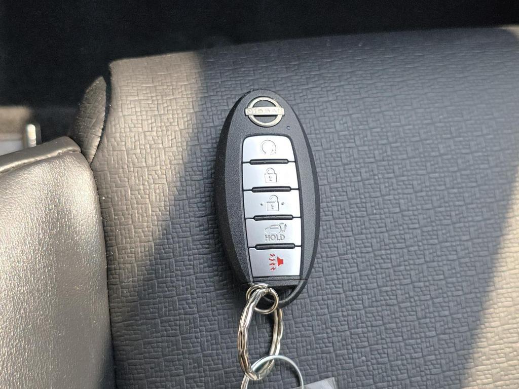used 2022 Nissan Rogue car, priced at $23,700
