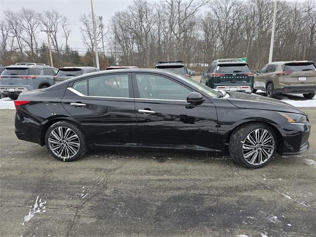 new 2025 Nissan Altima car, priced at $33,206