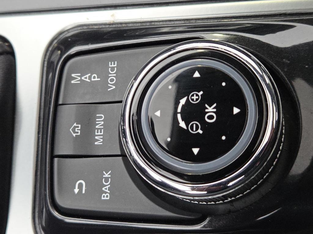 used 2023 Nissan Maxima car, priced at $32,999