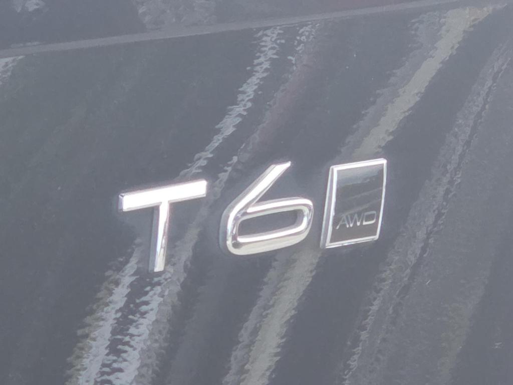 used 2022 Volvo XC90 car, priced at $33,500