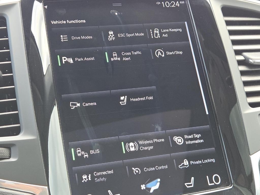 used 2022 Volvo XC90 car, priced at $33,500