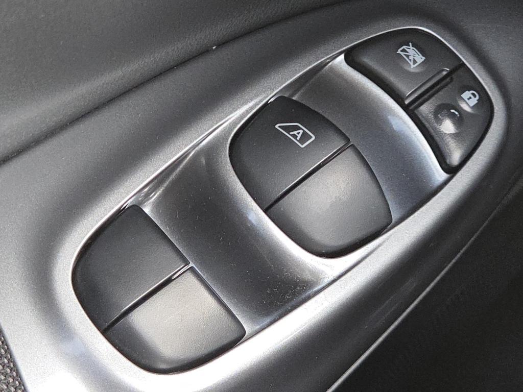 used 2014 Nissan Juke car, priced at $7,500