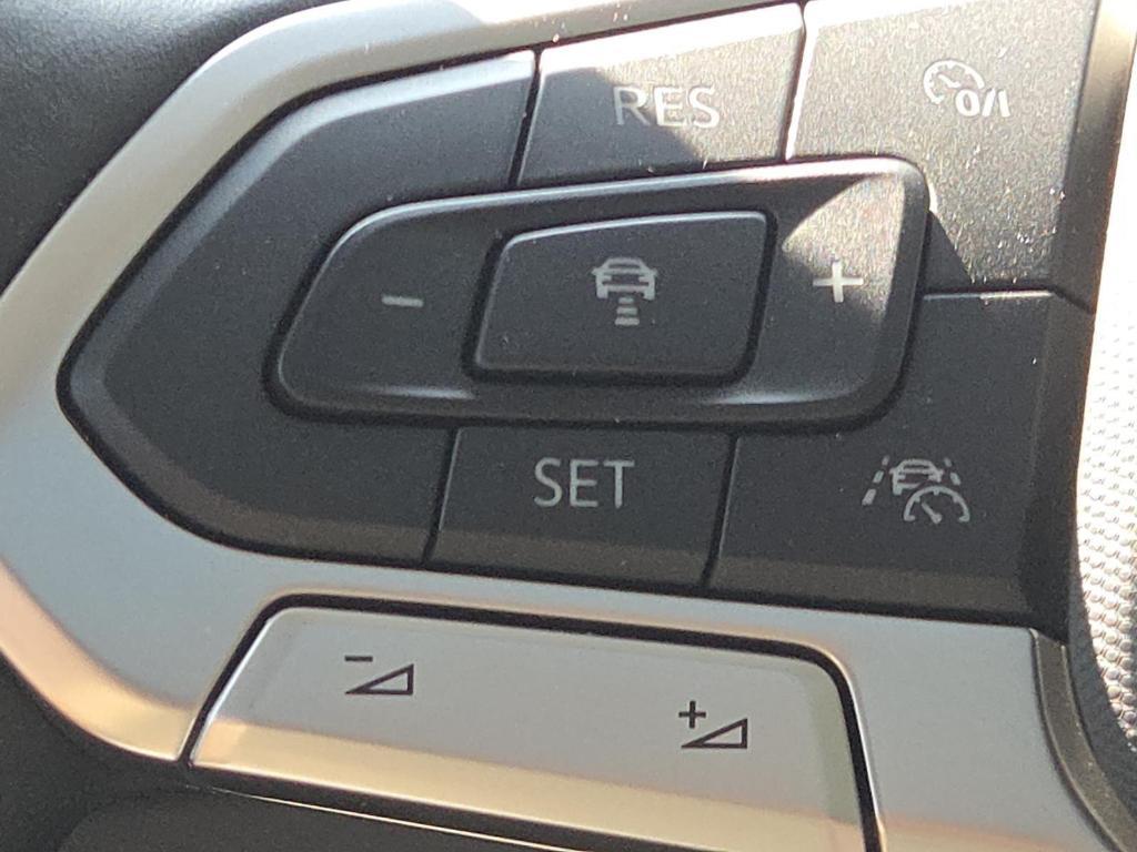 used 2023 Volkswagen Jetta car, priced at $21,300