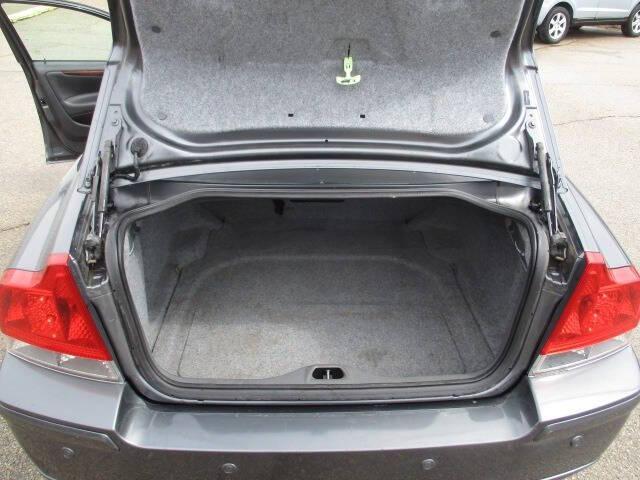 used 2007 Volvo S60 car, priced at $5,995