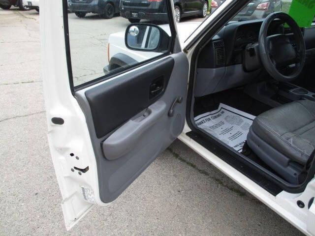 used 1997 Jeep Cherokee car, priced at $3,495