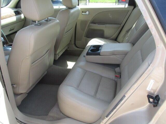 used 2007 Ford Five Hundred car, priced at $3,995