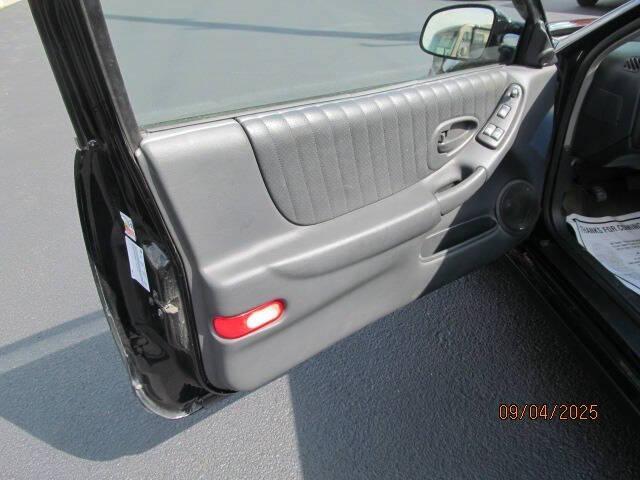 used 2000 Pontiac Grand Prix car, priced at $4,995