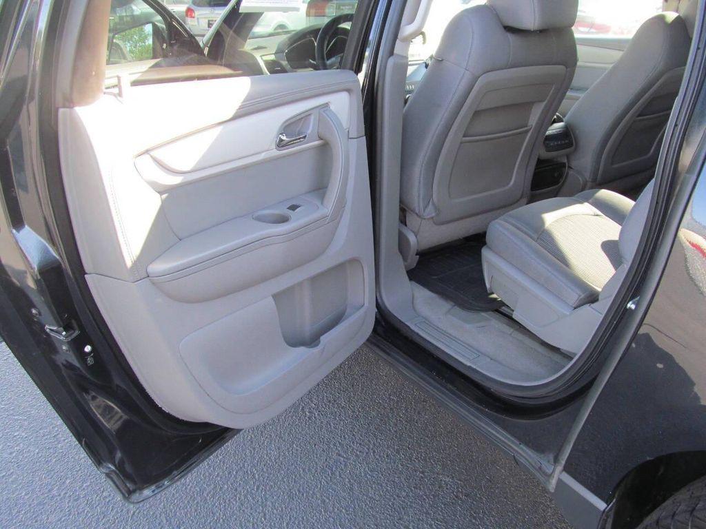 used 2013 Chevrolet Traverse car, priced at $5,995