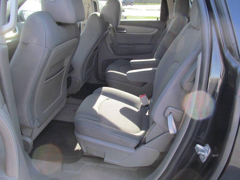 used 2013 Chevrolet Traverse car, priced at $5,995