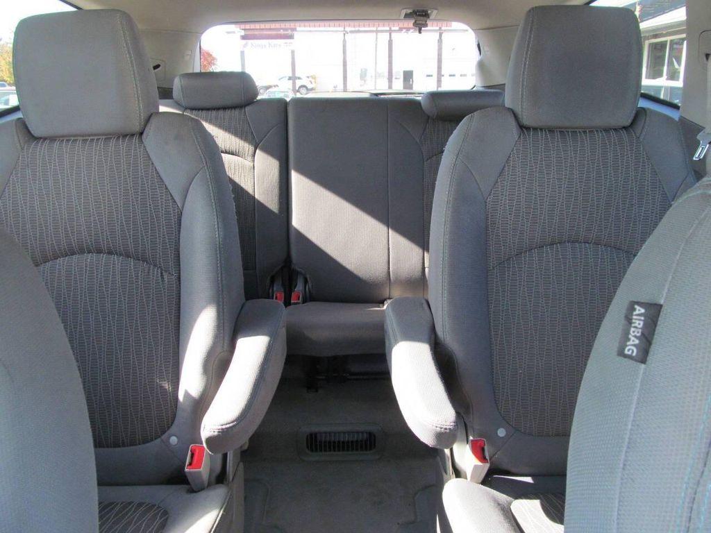 used 2013 Chevrolet Traverse car, priced at $5,995