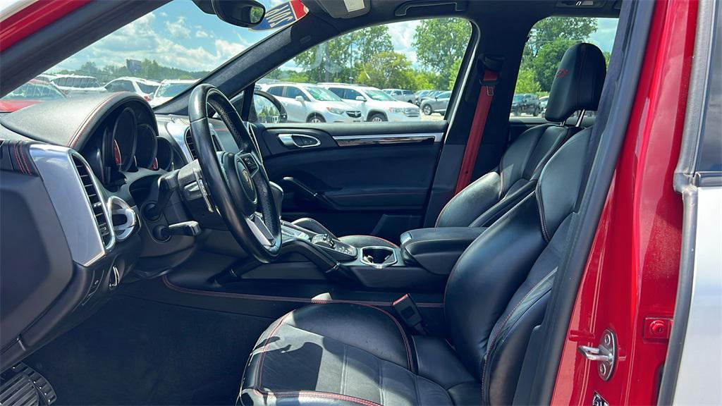 used 2016 Porsche Cayenne car, priced at $34,975