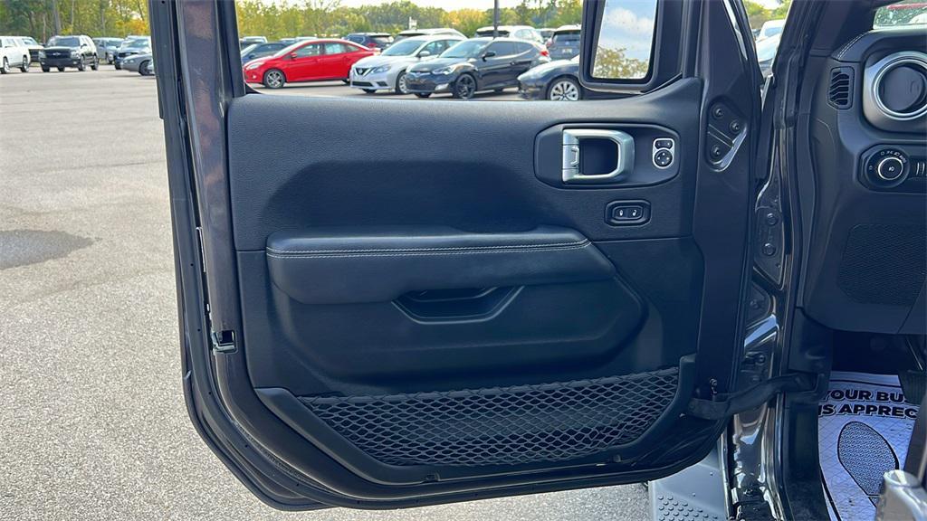 used 2020 Jeep Wrangler Unlimited car, priced at $26,975