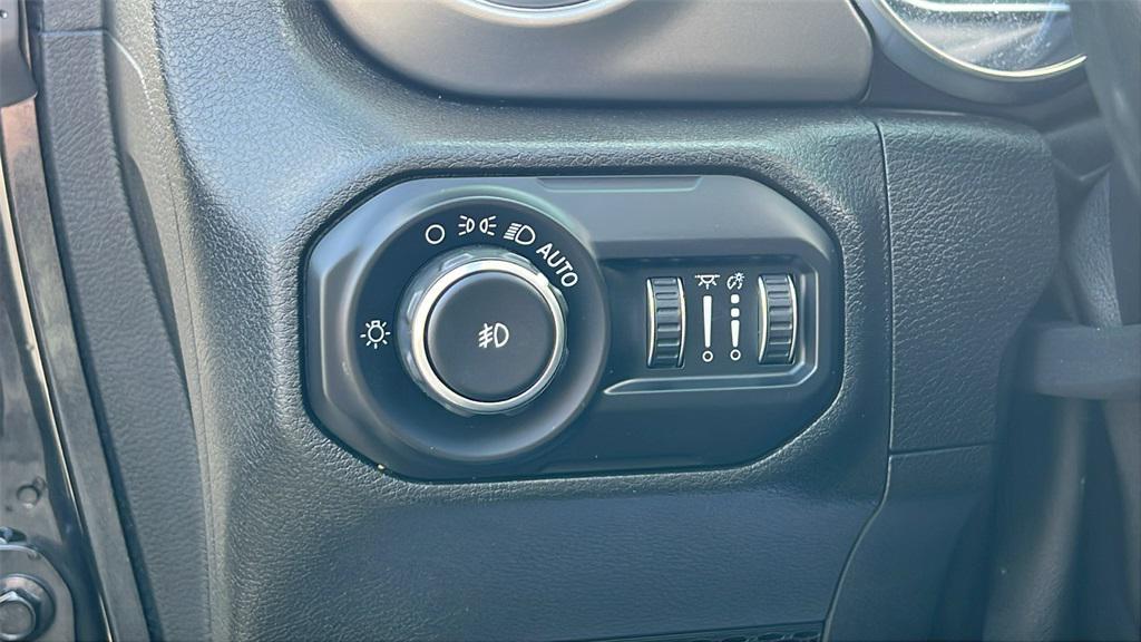 used 2020 Jeep Wrangler Unlimited car, priced at $26,975