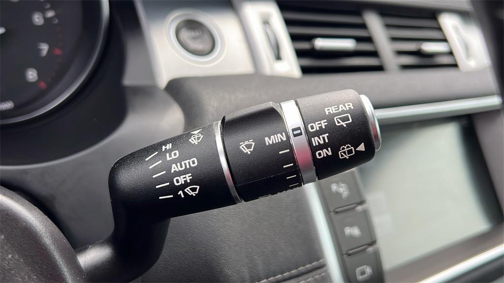 used 2016 Land Rover Range Rover Evoque car, priced at $17,275