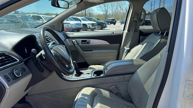 used 2013 Lincoln MKX car, priced at $7,975