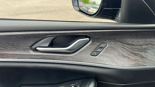 used 2022 Jeep Grand Cherokee L car