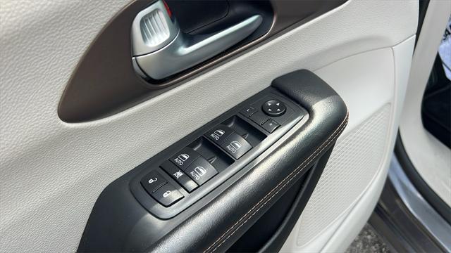 used 2018 Chrysler Pacifica car, priced at $14,375