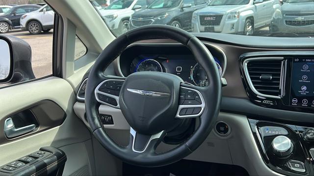 used 2018 Chrysler Pacifica car, priced at $14,375