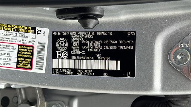 used 2022 Toyota Highlander car, priced at $39,975