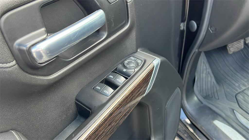 used 2020 GMC Sierra 1500 car, priced at $24,575