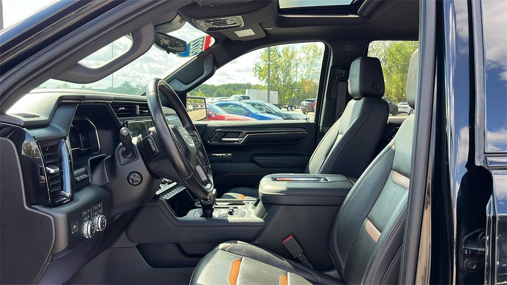 used 2022 GMC Sierra 1500 car, priced at $47,975