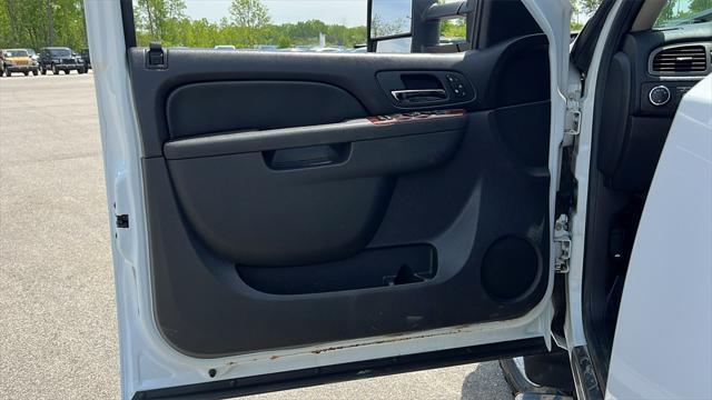 used 2011 GMC Sierra 2500 car, priced at $27,975