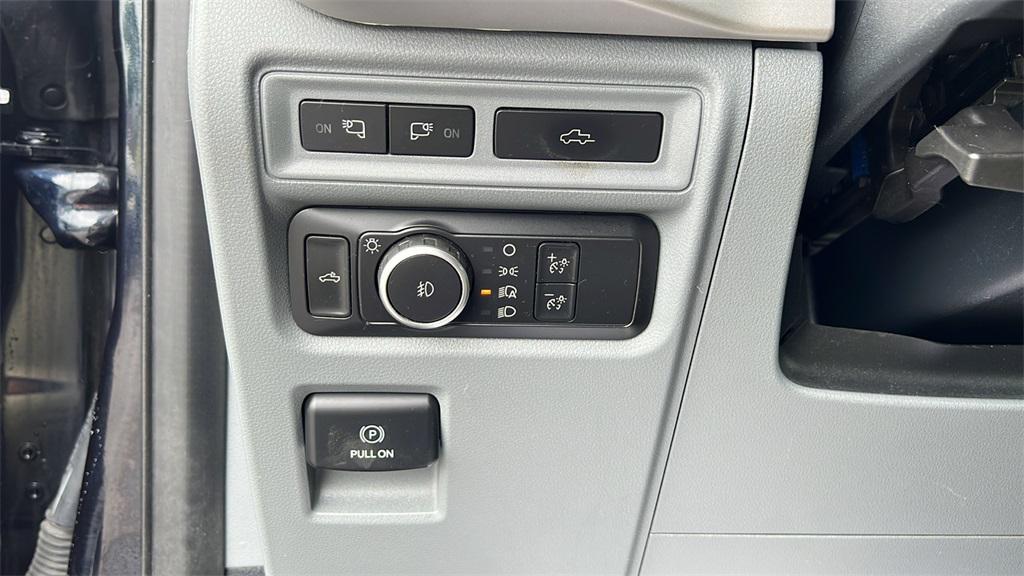 used 2021 Ford F-150 car, priced at $24,175