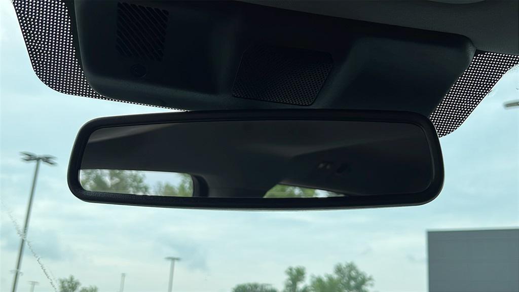 used 2021 Ford F-150 car, priced at $24,175