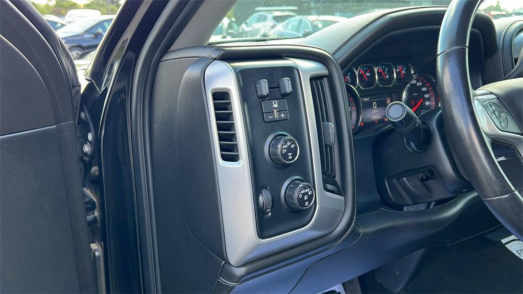 used 2015 GMC Sierra 1500 car, priced at $11,975