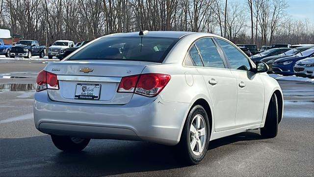 used 2015 Chevrolet Cruze car, priced at $8,200